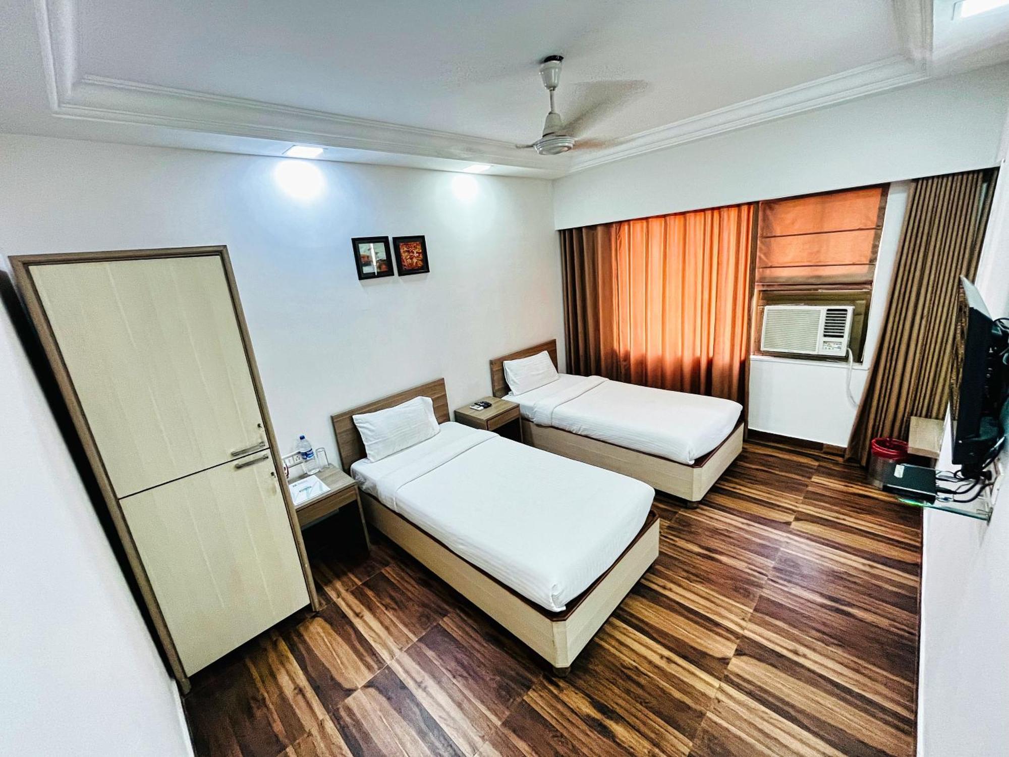 Maxxvalue - Service Apartment Marol Mumbai Eksteriør bilde