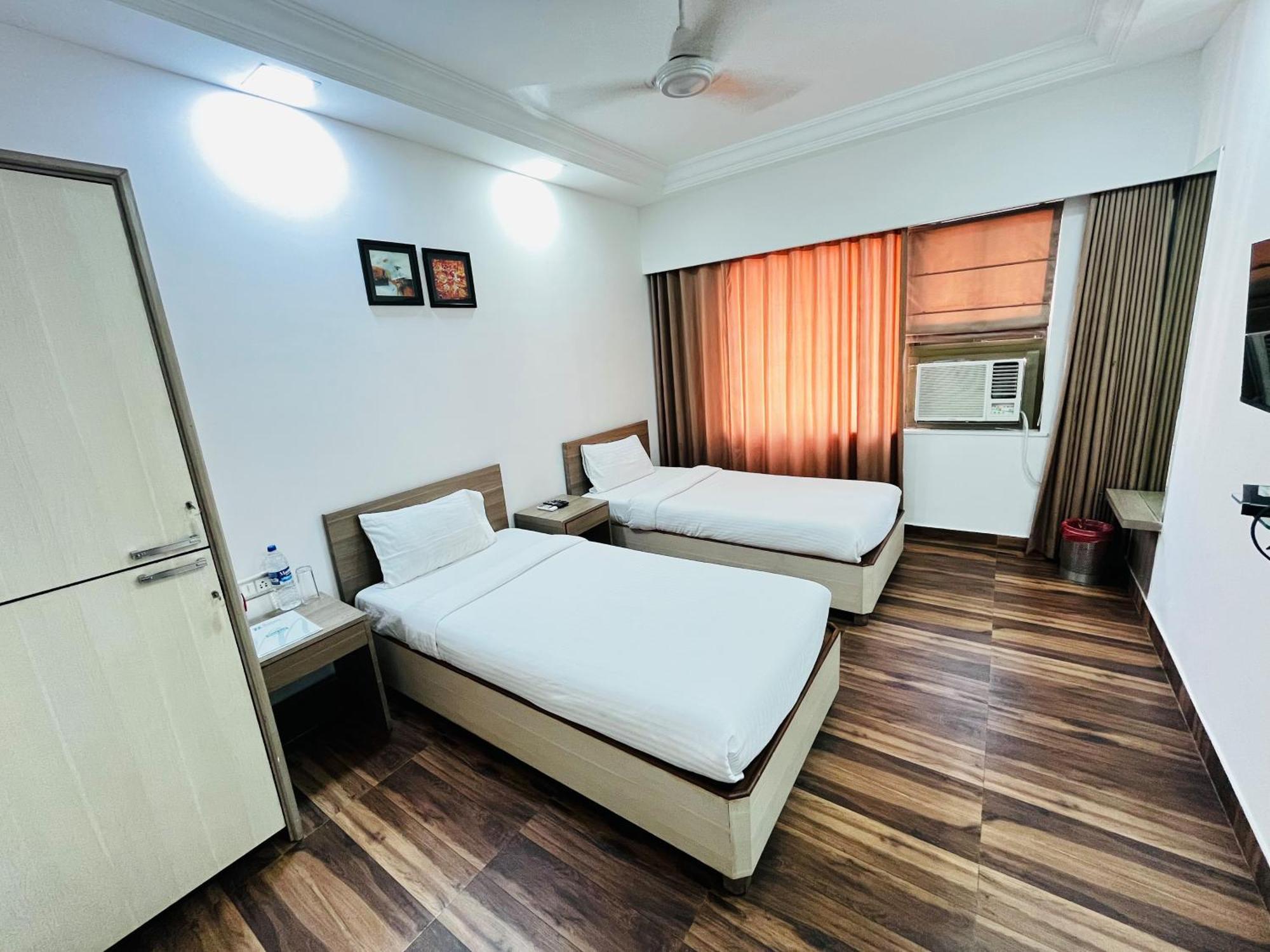 Maxxvalue - Service Apartment Marol Mumbai Eksteriør bilde
